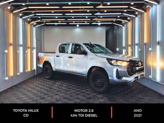 TOYOTA HILUX 2.8 D-4D TURBO DIESEL CD POWER PACK 4X4 MANUAL